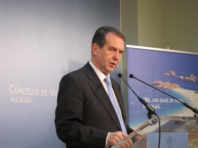 El alcalde de Vigo, Abel Caballero, en una rueda de prensa