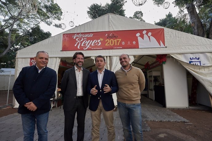 Inauguración de la Feria de Artesanía en Reyes              