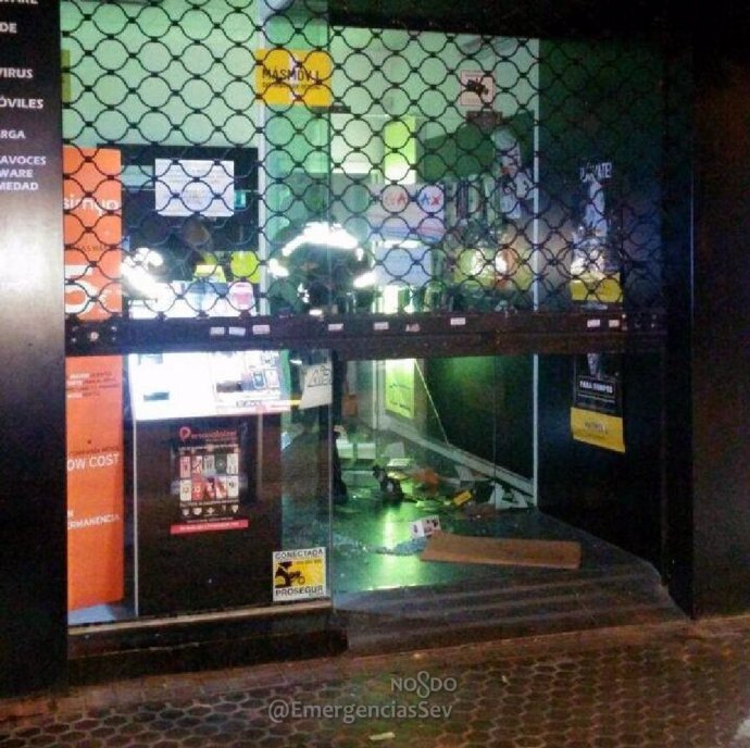 Robo en una tienda de telefonía en Sevilla