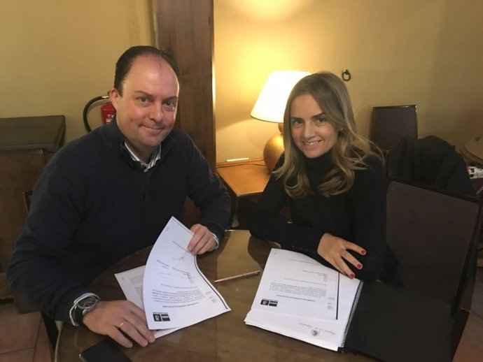 Víctor Ruiz y Susana Sumelzo (PSOE)