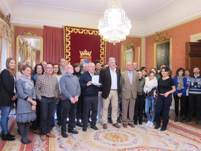 La Fundación Ilundáin Haritz Berri recibe la XV Haba de Oro