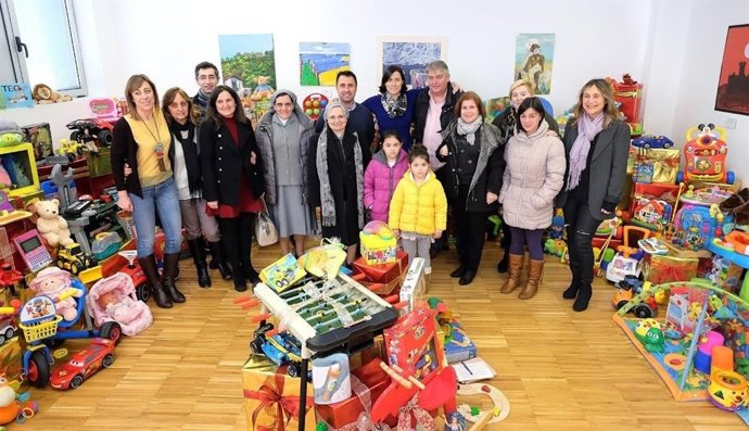 Juguetes donados para los niños y colectivos de Santander 