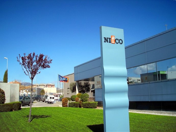 El exterior de la planta del grupo Nifco en Terrassa 