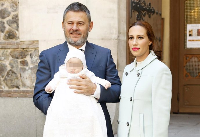 MIKI NADAL Y CAROLA ESCÁMEZ