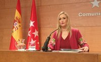 Cifuentes dice que los resultados de 2016 confirman que se va "por el buen camino" en la lucha contra el desempleo