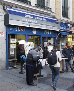 Recursos de lotería de Navidad, billetes, doña Manolita