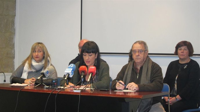 Rueda de prensa de comerciantes, sindicatos y consumidores vascos
