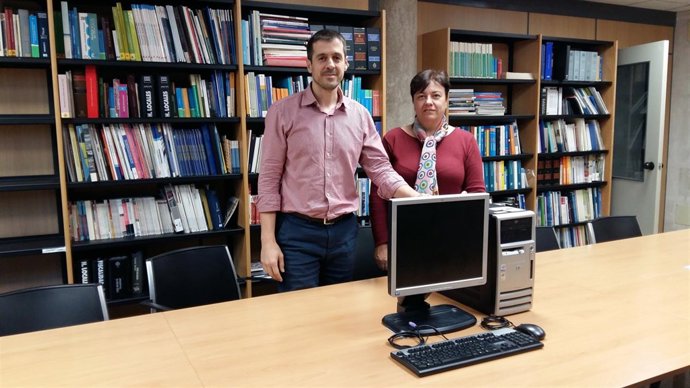 Cort cede ordenadores