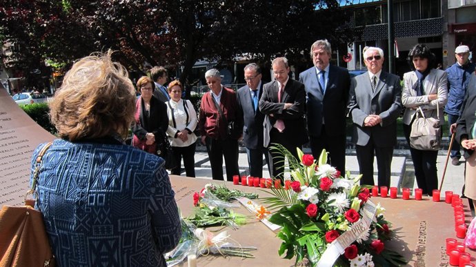 Homenaje a las víctimas del Yak-42