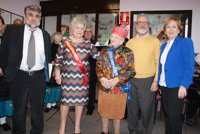 Usuaria del centro de día de Cobeja recibe una carta de Page por su 100 cumpleaños