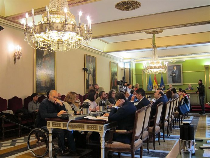 Pleno del Ayuntamiento de Oviedo