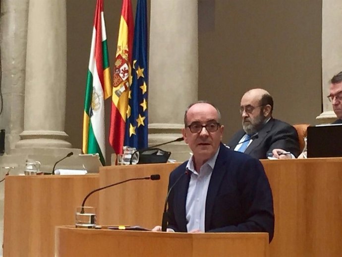 Juan Calvo en el Parlamento de La Rioja