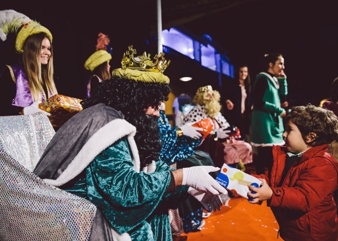 Reyes Magos solidarios/  Foto cedida por Cabalgata de Puerto Portals
