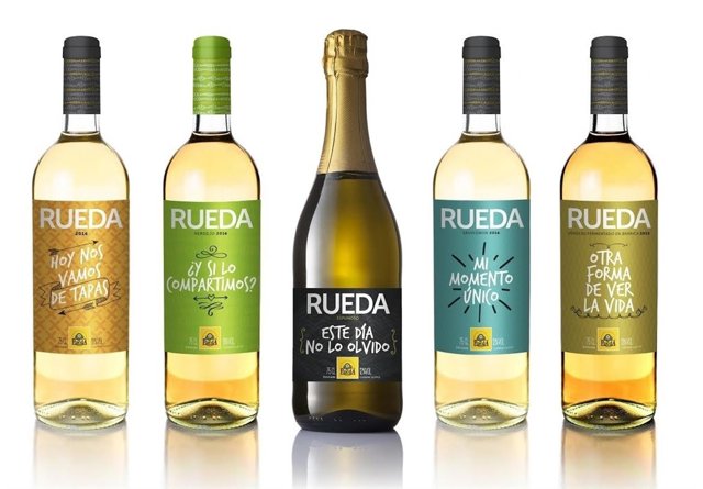 Imagen de algunas botellas de la DO Rueda