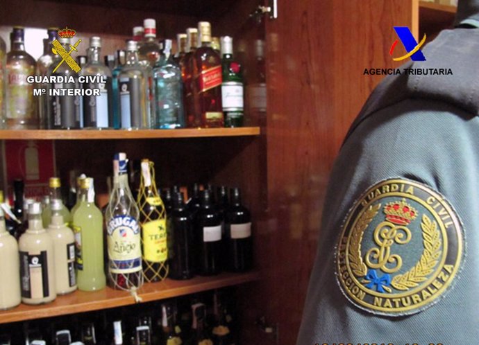 La Guardia Civil Investiga A Una Empresa Que Distribuía Bebidas Alcohólicas Mani