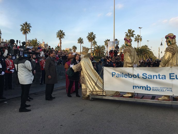 Ada Colau recibe a los Reyes Magos