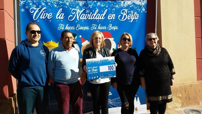 Berja clausura su campaña de comercio de Navidad.