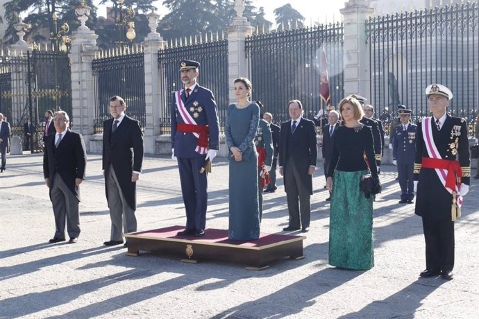 Los Reyes, Mariano Rajoy y Cospedal durante la Pascua Militar de 2017
