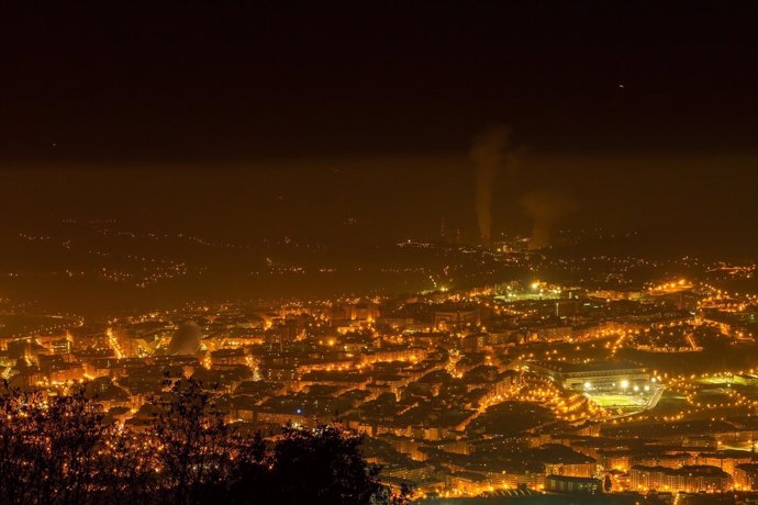 Oviedo En Alarma Por Contaminación Esperando Por Los Reyes Magos