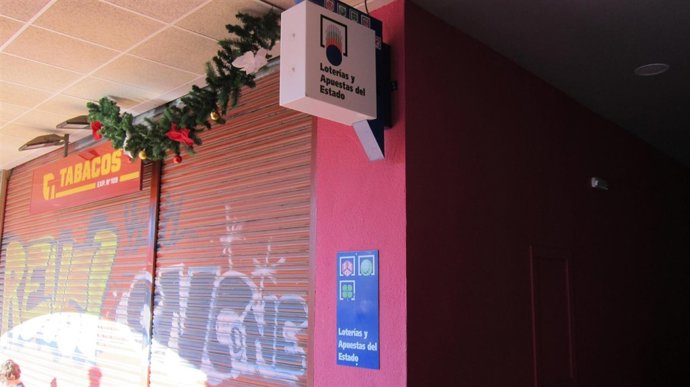 El estanco de Montecanal que reparte la suerte en el Niño no abre hoy