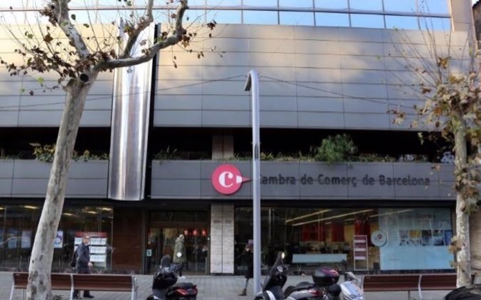 La Cámara de Comercio de Barcelona.
