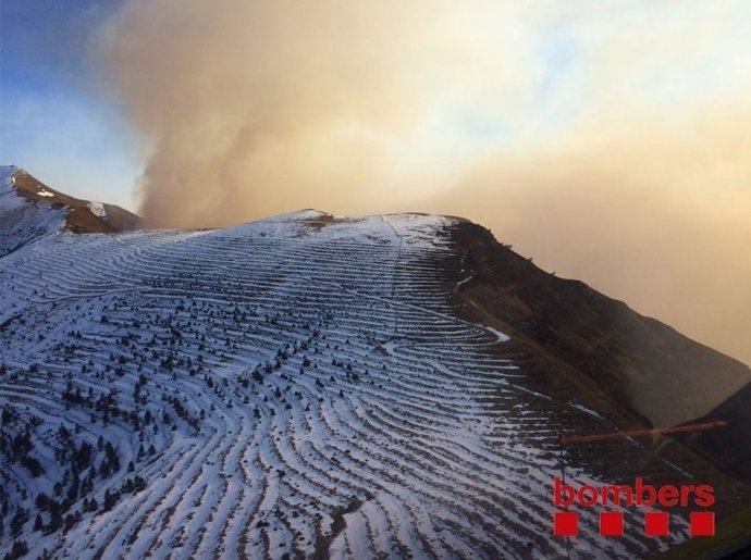 Incendio forestal en Garòs (Lleida)