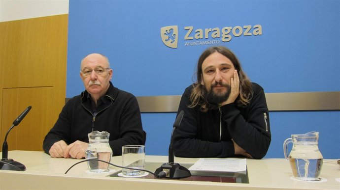 El arquitecto Ángel Comeras y el concejal de Vivienda de Zaragoza Pablo Híjar