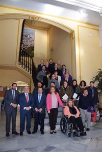 Obra Social "la Caixa" y Fundación Cajasol colaboran con Junta en 11 proyectos en Málaga