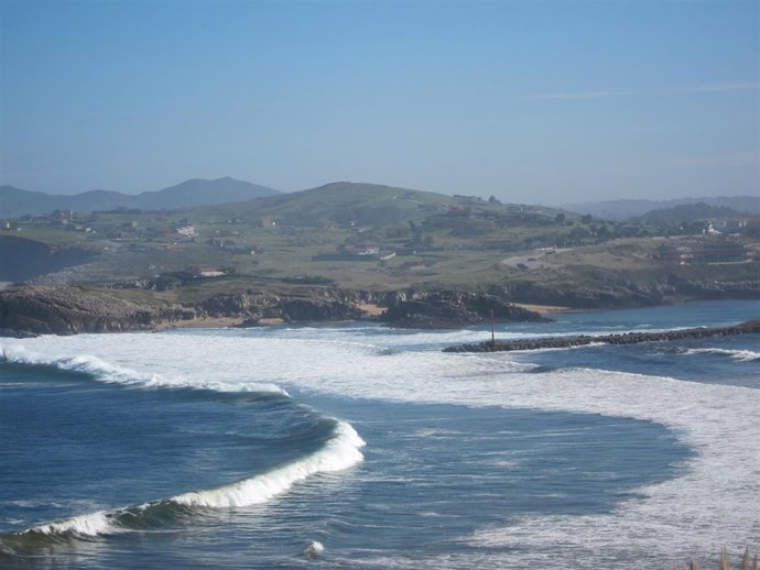 Barra De Suances, Mar, Vista De Cuchía