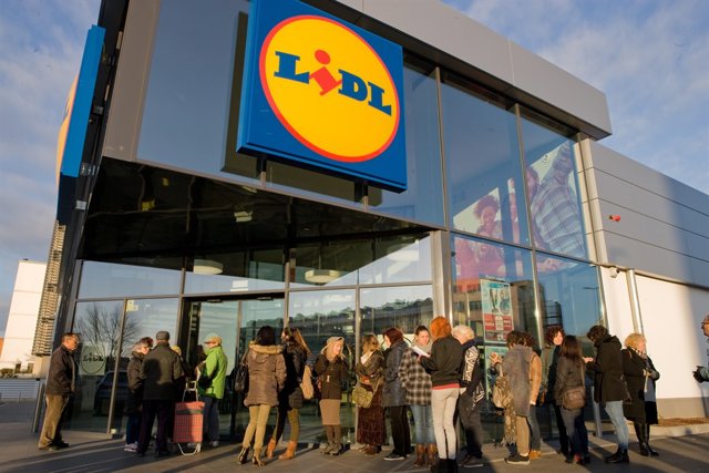 Lidl distribuye más de medio millón de unidades de su crema hidratante