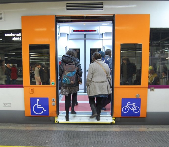 Rodalies adaptados a personas con movilidad reducida