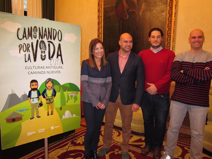 Presentación del programa "Caminando por la vida".