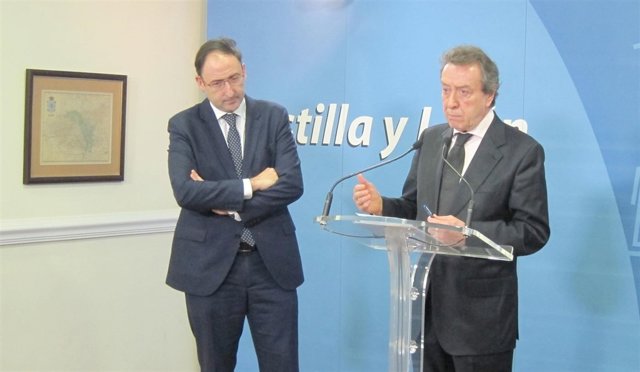 De Santiago-Juárez junto a Alfonso Polanco