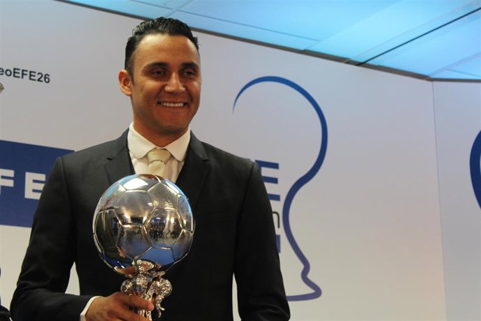 Keylor Navas recoge su premio Futbolista Iberoamericano del Año
