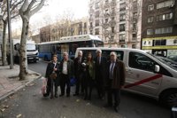 Cospedal se compromete a buscar el contrato del Yak 42 y la póliza de seguro, según los familiares de los fallecidos