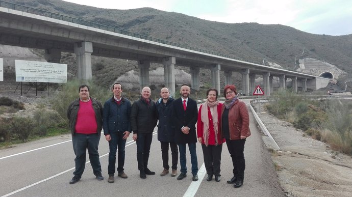 Los delegados de la Junta visita la zona del AVE en Sorbas