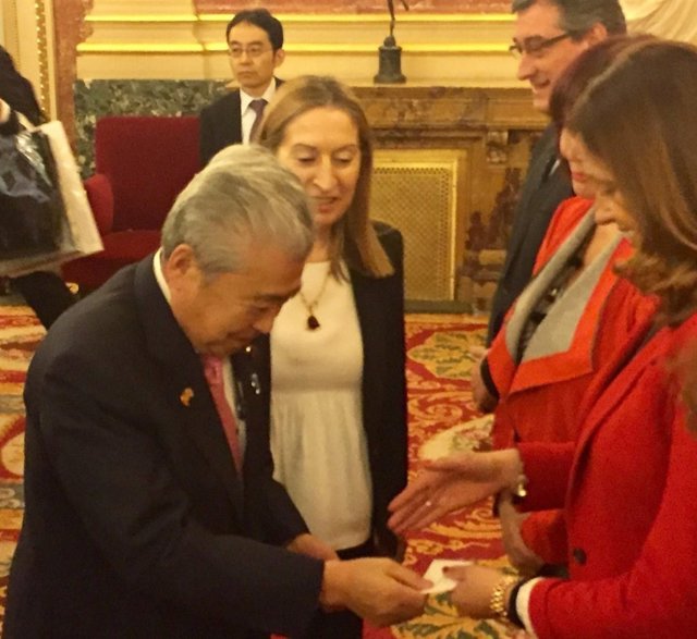 Chuichi Date y Ana Pastor 