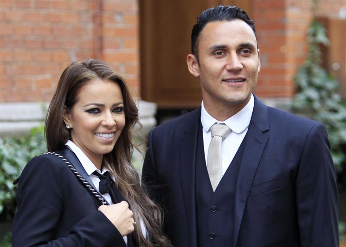Keylor Navas y Andrea Salas/ José Ramón Hernando