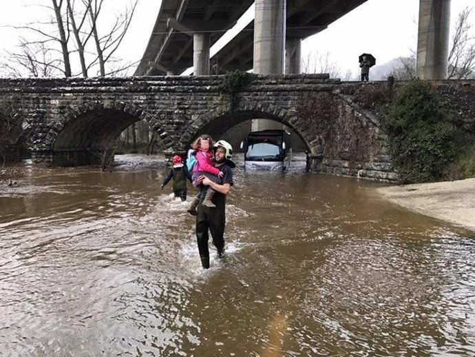 Rescate de niñós en Andagoia
