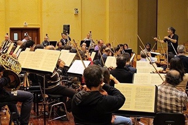 Euskal orkestra Bordeleko emanaldiak entseatzen