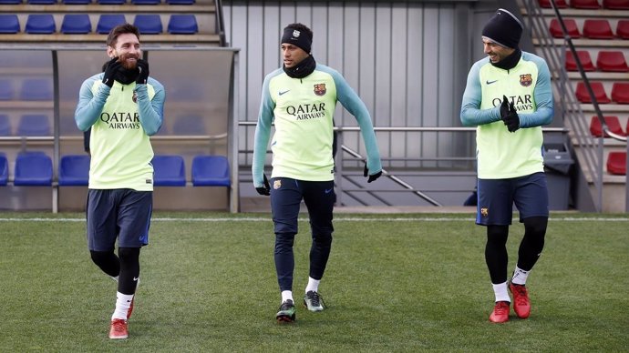 Messi, Neymar y Luis Suárez entrenando con el Barcelona