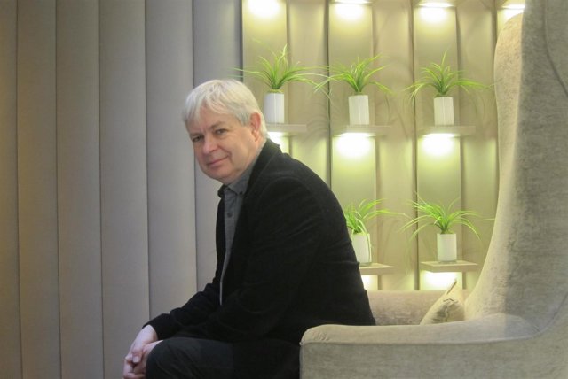 El escritor británico Jonathan Coe