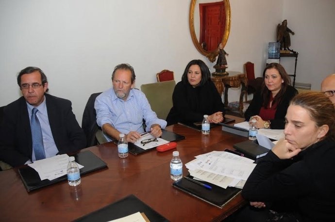 Carrillo (dcha.) durante el encuentro