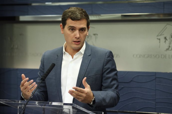 Rueda de prensa de Albert Rivera en el Congreso