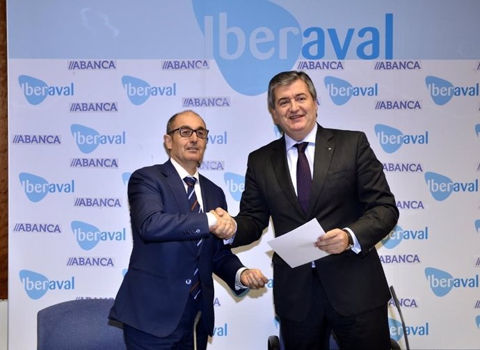 Firma del acuerdo de colaboración entre Iberaval y Abanca