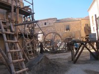 Cáceres expondrá fotografías oficiales y atrezzo de los rodajes que ha acogido la ciudad como reclamo turístico