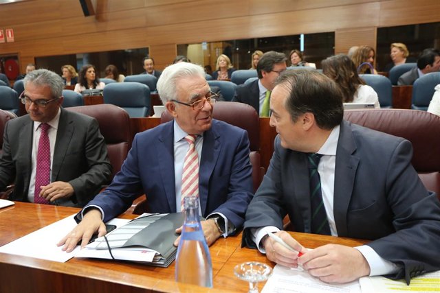 Los consejeros Jesús Sánchez Martos y Jaime González Taboada