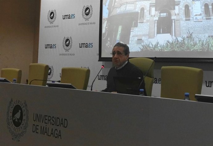 El rector de la Universidad de Málaga, José Ángel Narváez