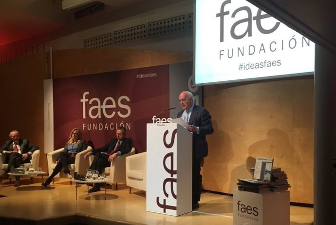 El director de FAES, Javier Zarzalejos