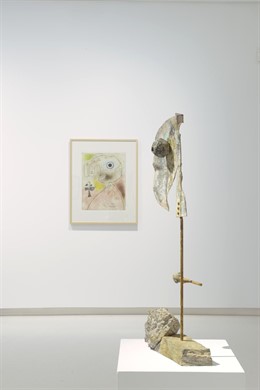 Esculturas de la exposición individual de Joan Miró en galería Elvira González